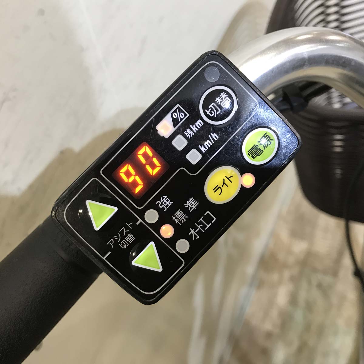 中古電動自転車 ヤマハ PAS ナチュラ M シルバー 26インチ KE019 