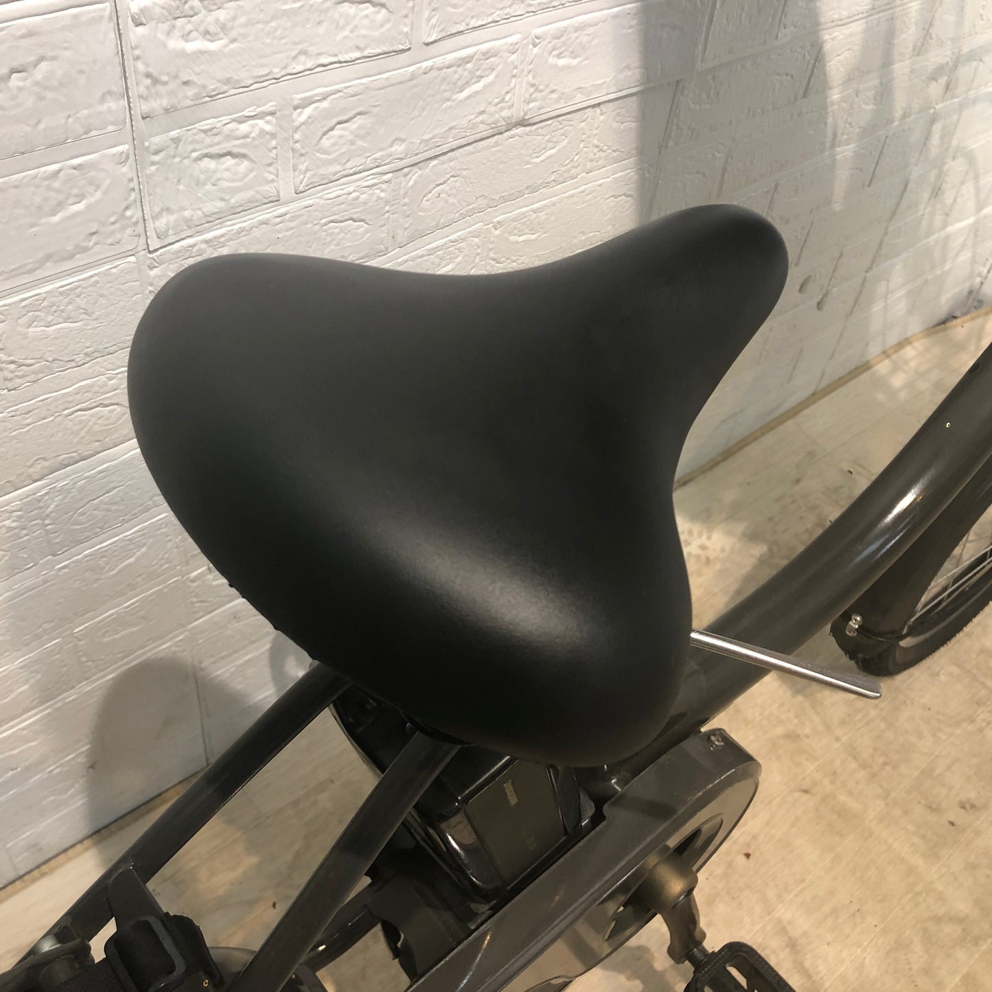 ブリヂストン bikke 2 e ビッケ ツー イー グレー 20インチ YN113 【中古車】