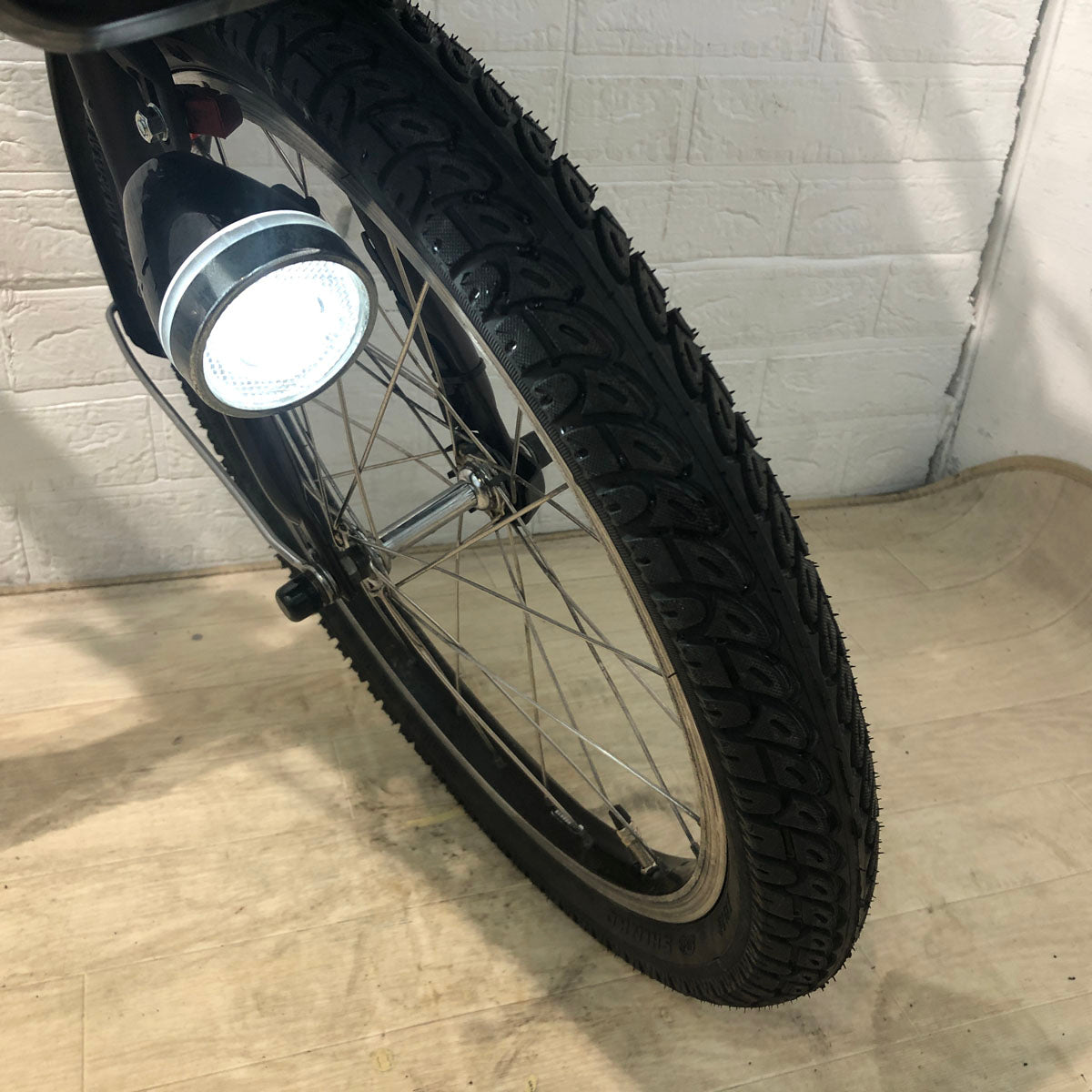 ブリヂストン アンジェリーノ プティット e ブラウン 20インチ YX105【中古車】