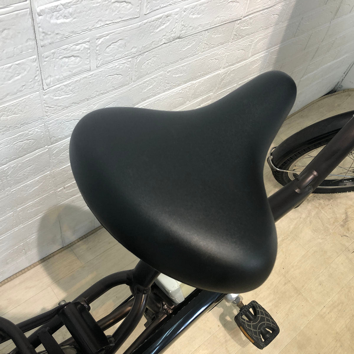 ブリヂストン アンジェリーノ プティット e ブラウン 20インチ YX105【中古車】