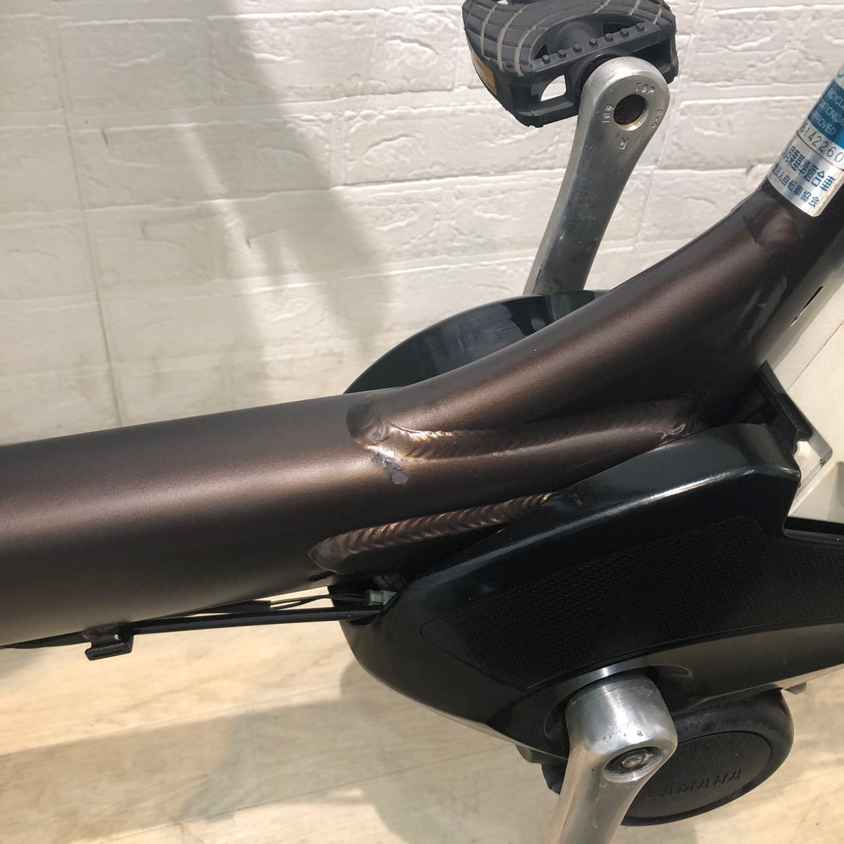 ブリヂストン アンジェリーノ プティット e ブラウン 20インチ YX105【中古車】