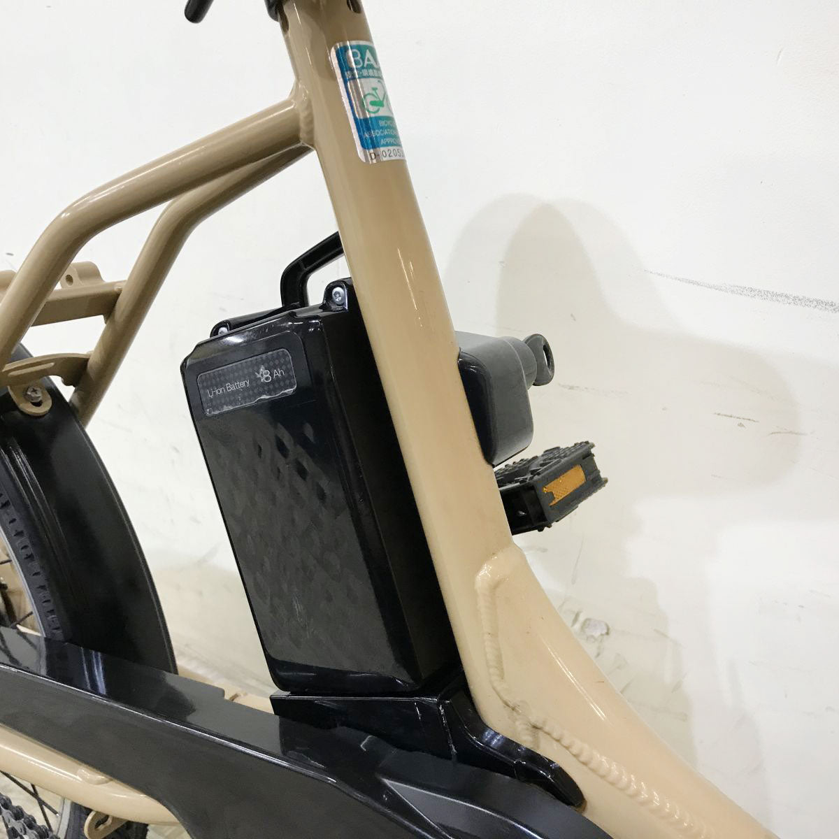パナソニック SW デザートイエロー 20インチ KI087 【中古車】