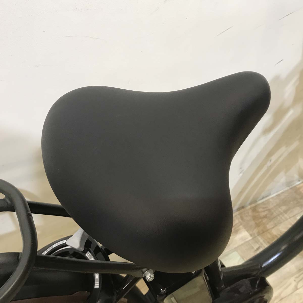 ブリヂストン フロンティア ロイヤル カーキ 26インチ KE035【中古車】