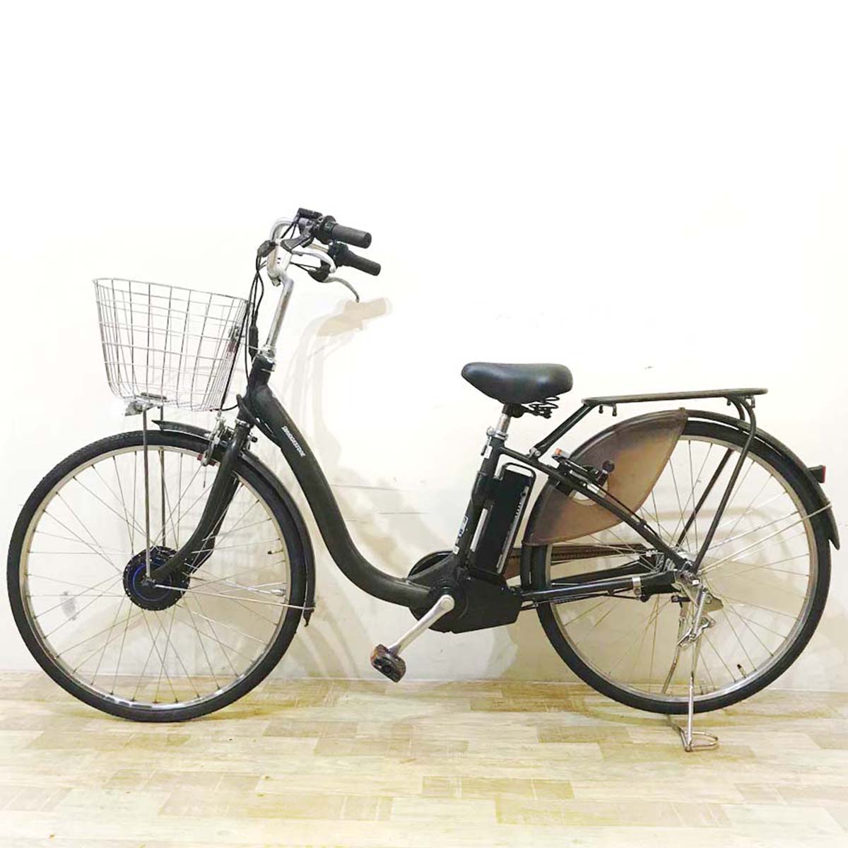 ブリヂストン フロンティア ロイヤル カーキ 26インチ KE035【中古車】