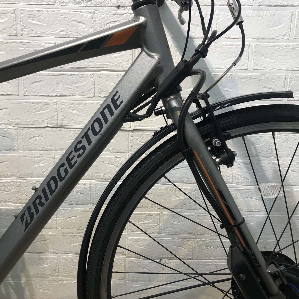 中古電動自転車 ブリヂストン TB1e グレー 27インチ SR424Y 