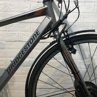 ブリヂストン TB1e グレー 27インチ SR424Y 【中古車】