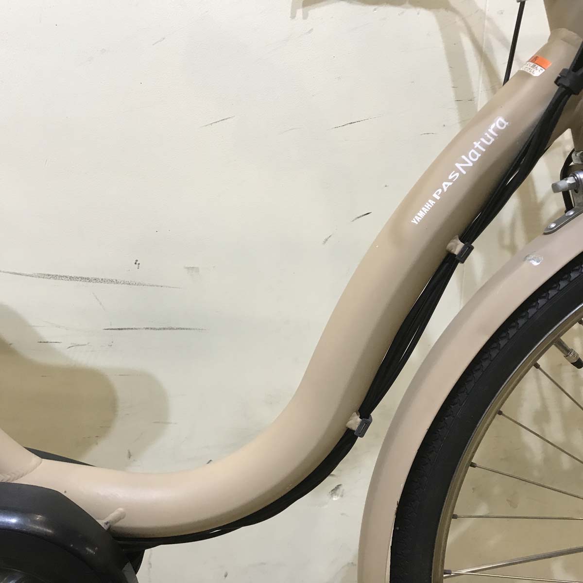 中古電動自転車 ヤマハ PAS ナチュラ L DX ベージュ 26インチ KE044