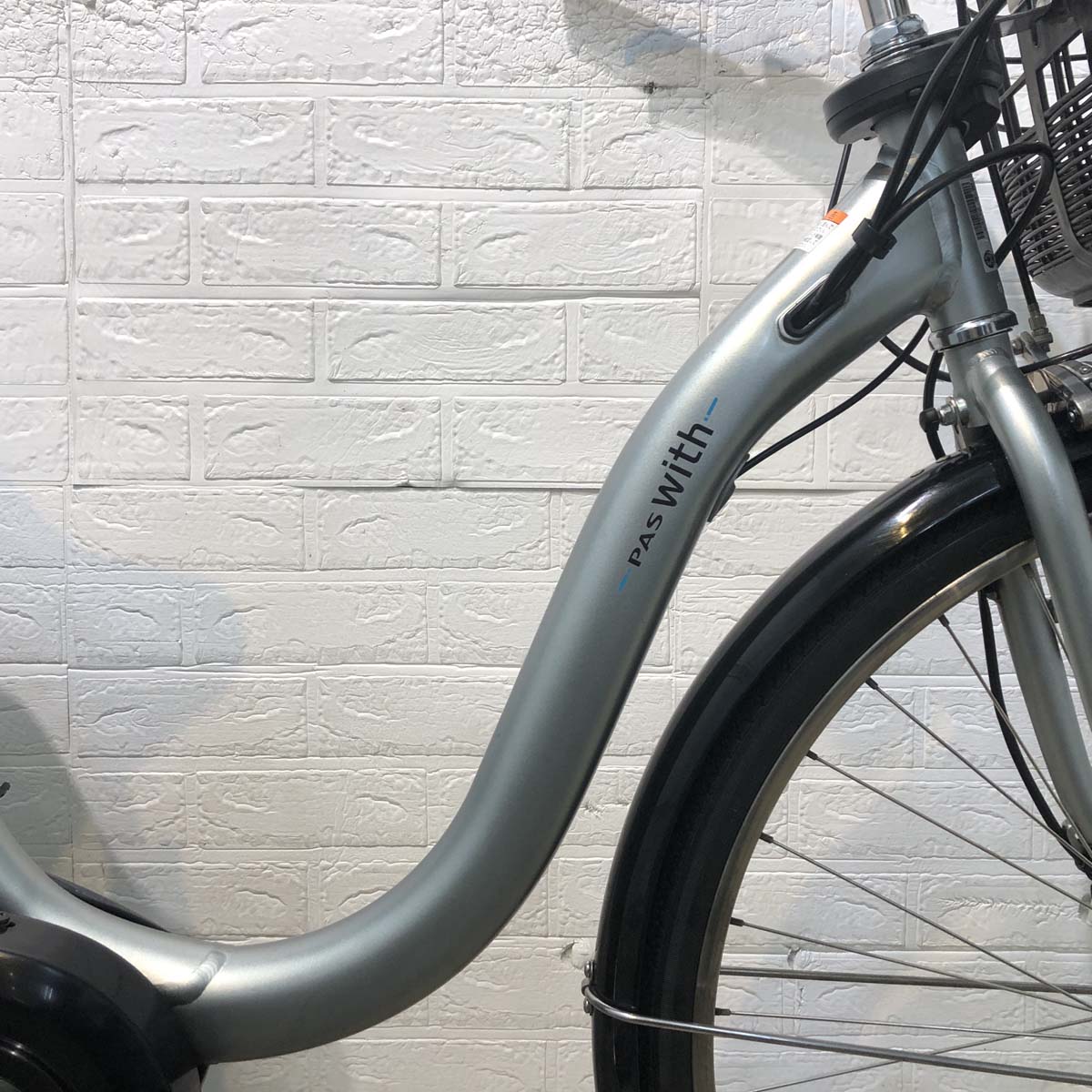 中古電動自転車 ヤマハ PAS With パス ウィズ シルバー 26インチ YF039
