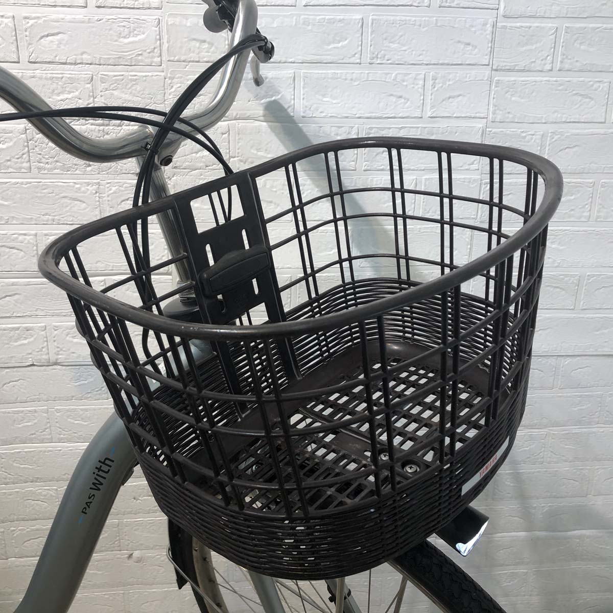 中古電動自転車 ヤマハ PAS With パス ウィズ シルバー 26インチ YF039