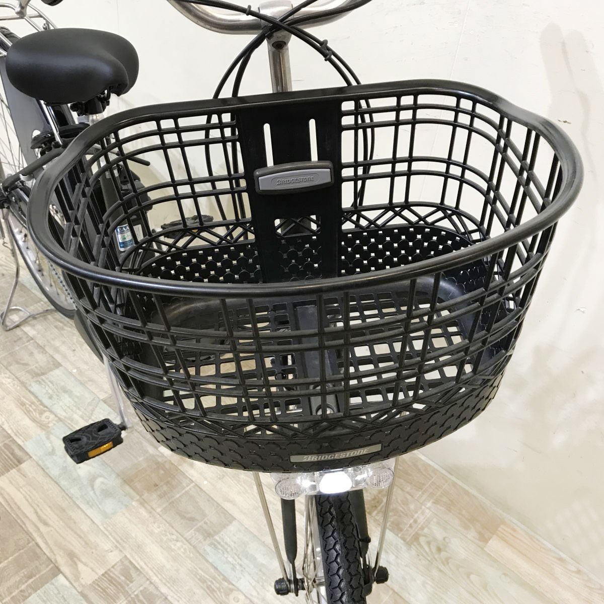 ブリヂストン アシスタDX カーキ 26インチ KI095 【中古車】