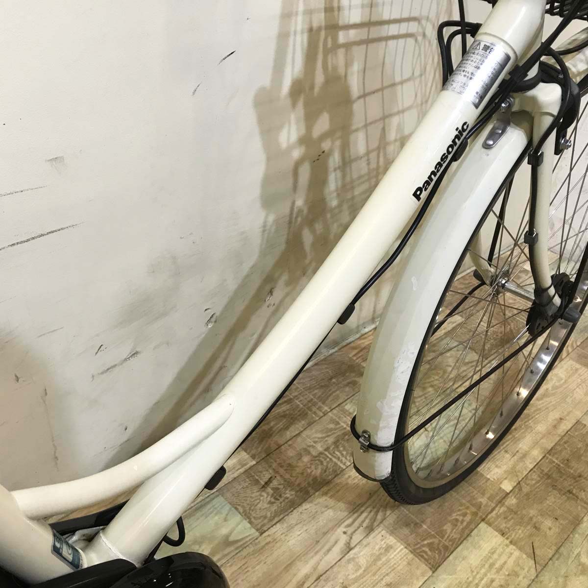 パナソニック エーガールズ オフホワイト 26インチ KE047 【中古車】