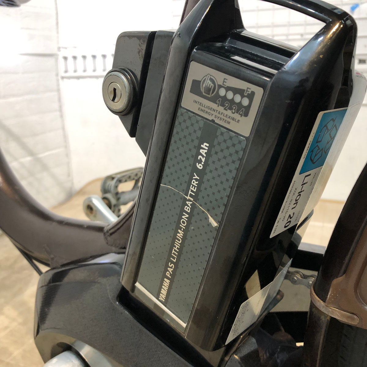 ブリヂストン アシスタ ファイン ブラウン 26インチ YX125 【中古車】