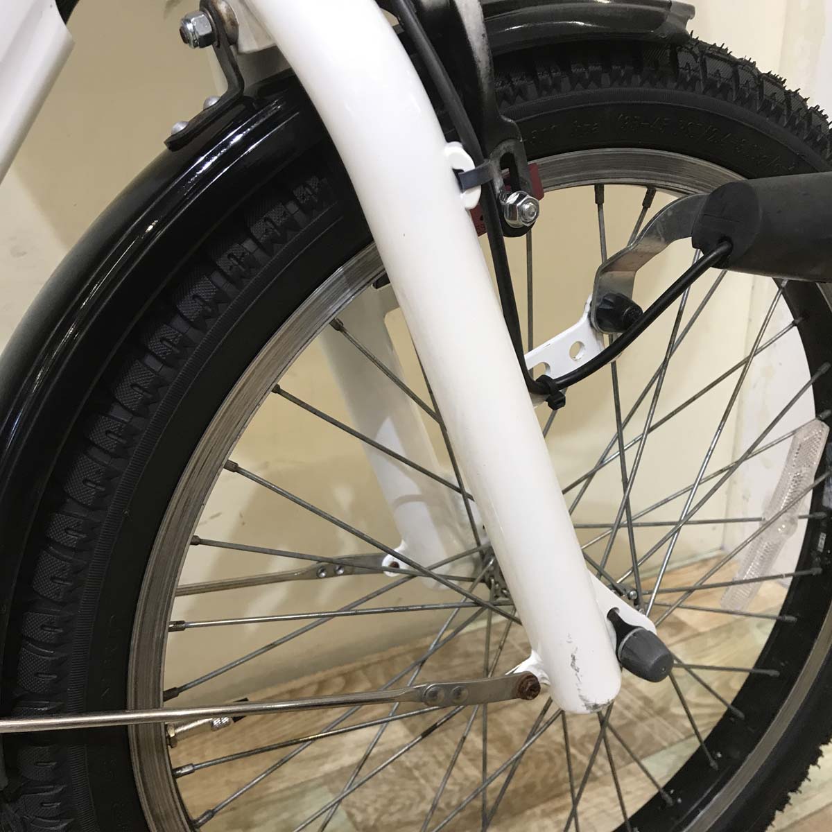 パナソニック ギュット ミニ K ホワイト 20インチ KE050【中古車】
