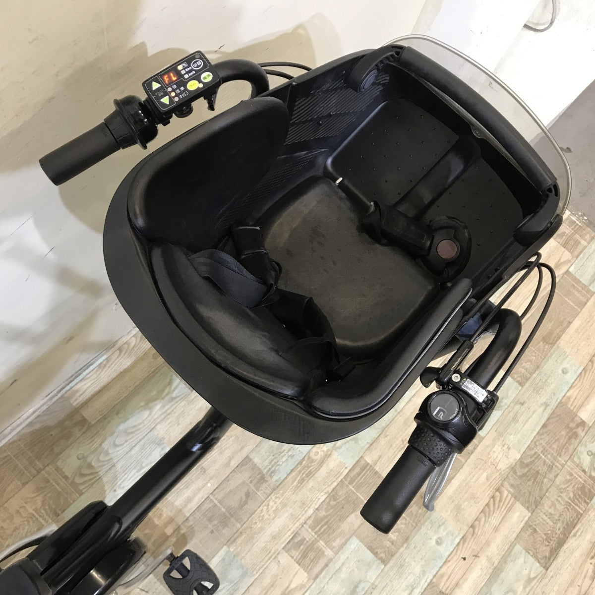 ブリヂストン アンジェリーノプティットe ブラック 20インチ KI100 【中古車】