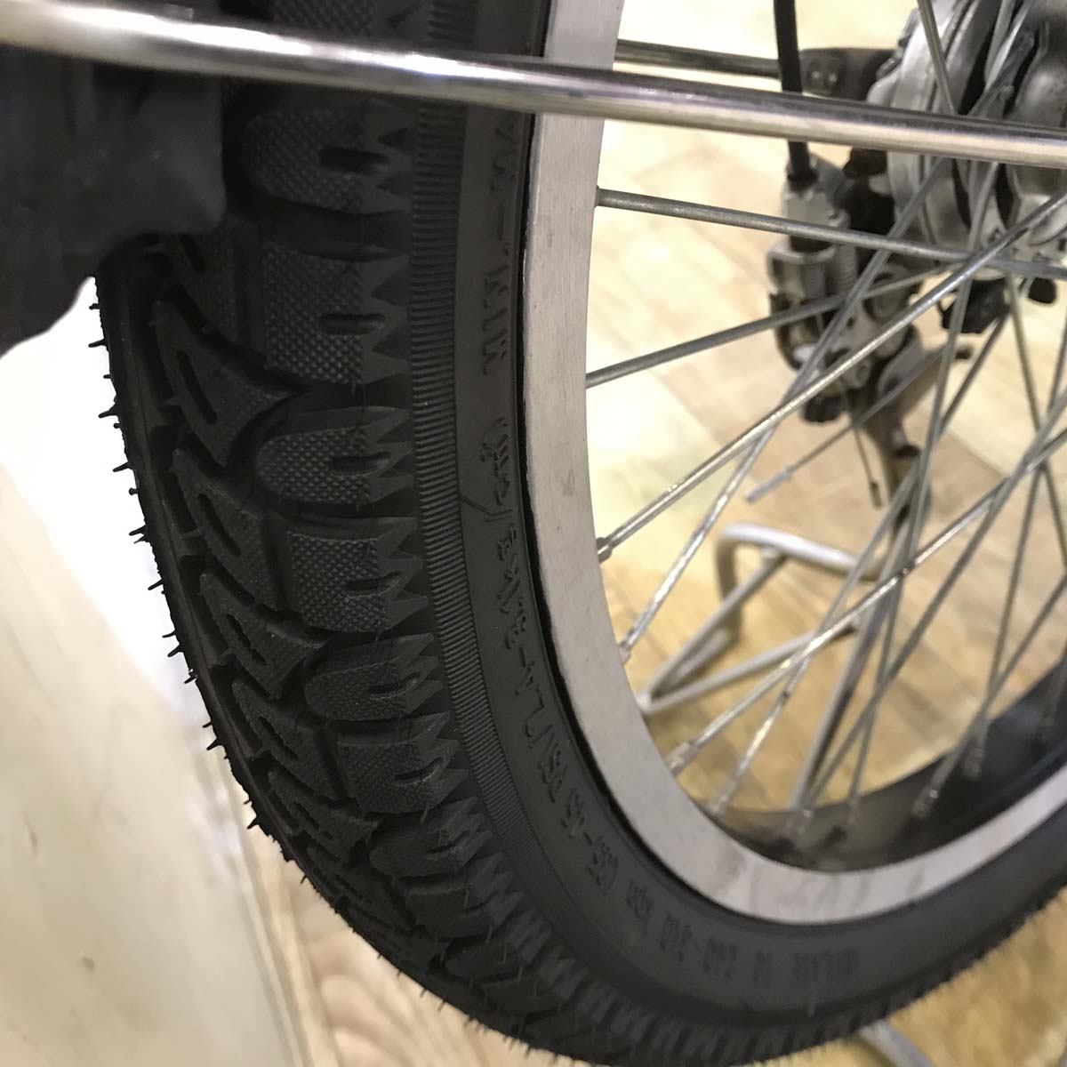 パナソニック ギュット ミニ K ホワイト 20インチ KE050【中古車】