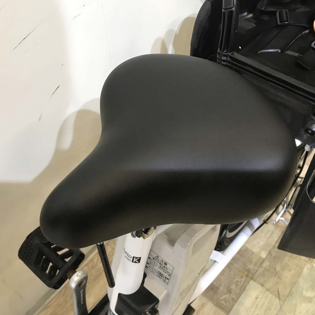 パナソニック ギュット ミニ K ホワイト 20インチ KE050【中古車】