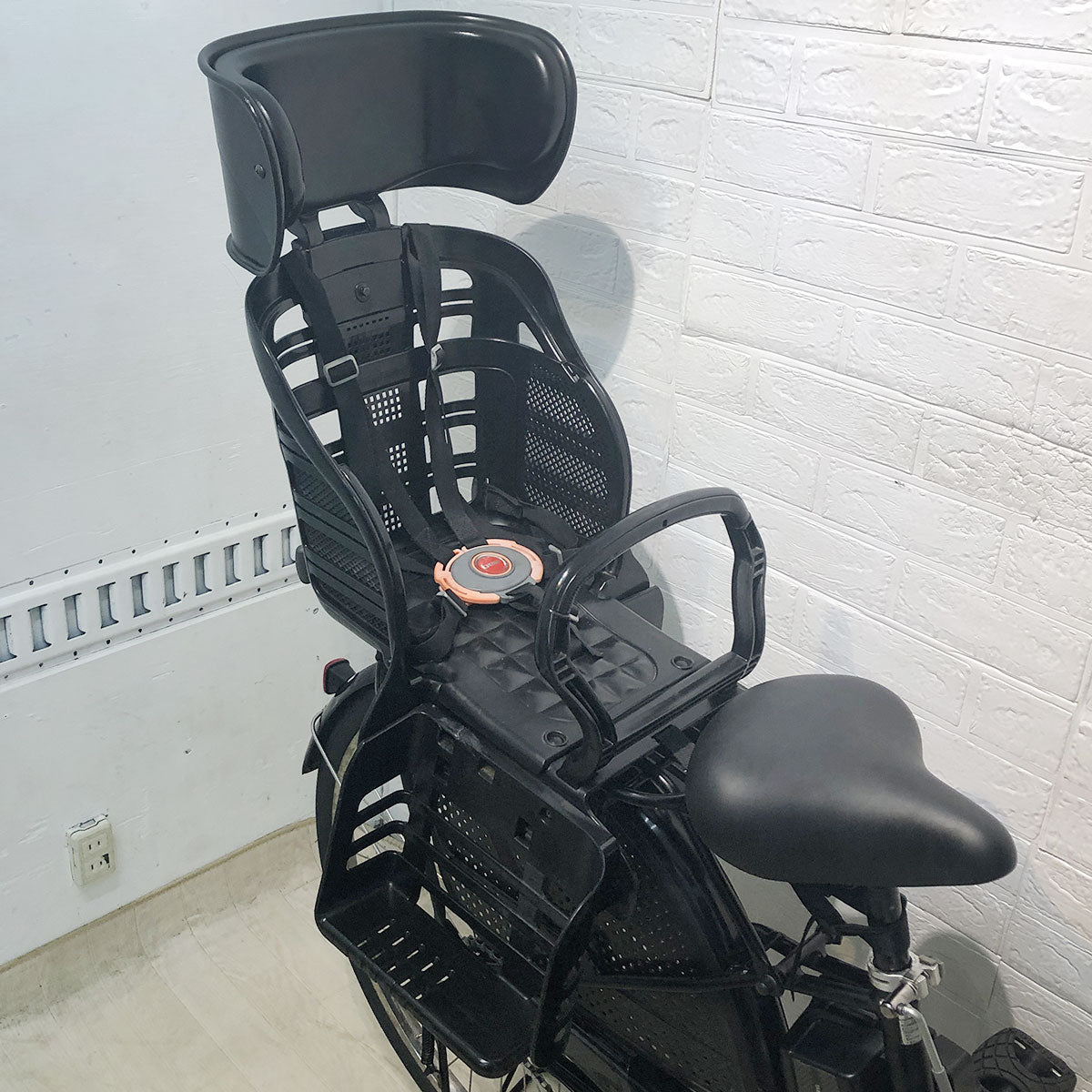 中古電動自転車 ブリヂストン アンジェリーノ e ブラック 前22×後26インチ YF045