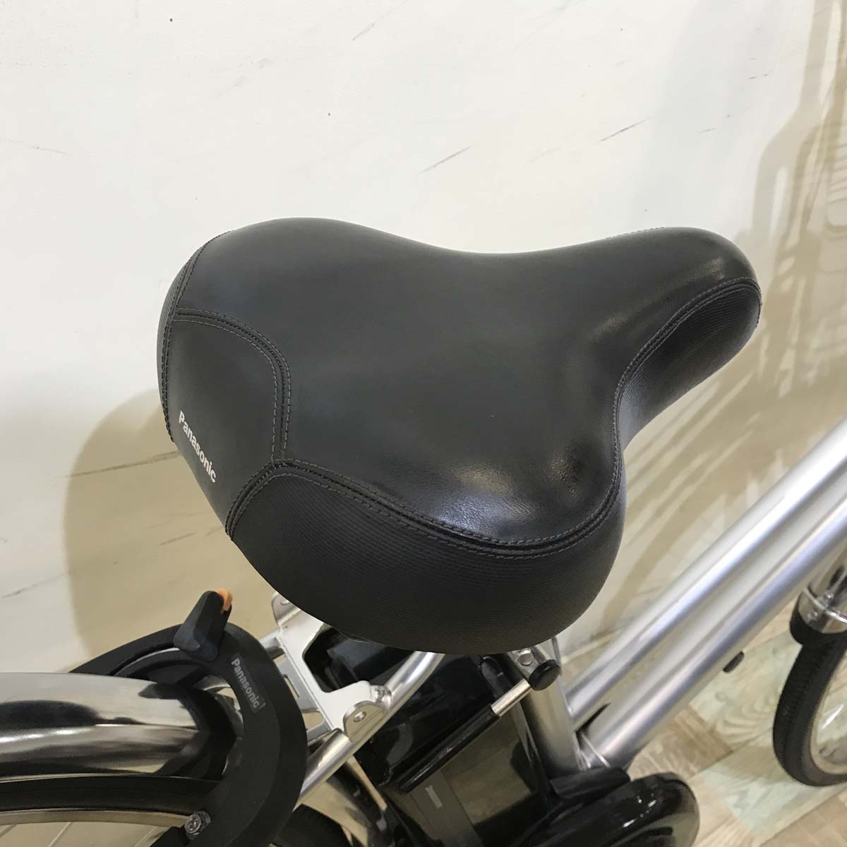 パナソニック ビビ DX シティ シルバー 27インチ KZ052 【中古車】