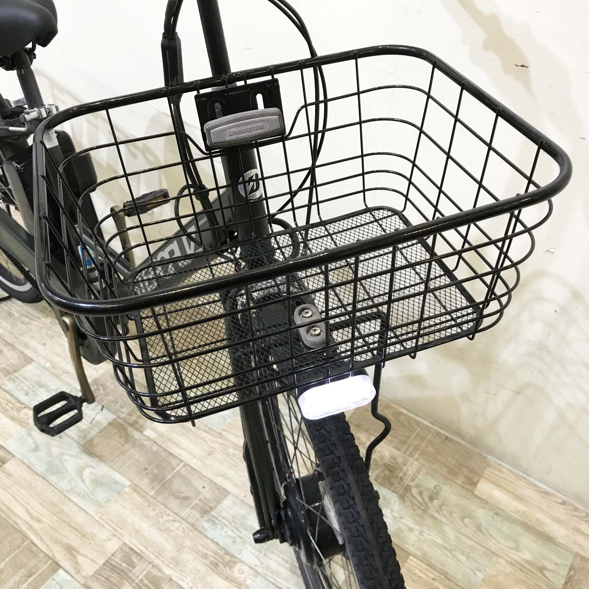 ブリヂストン ステップクルーズe（デュアルドライブ） カーキ 26インチ KI110 【中古車】