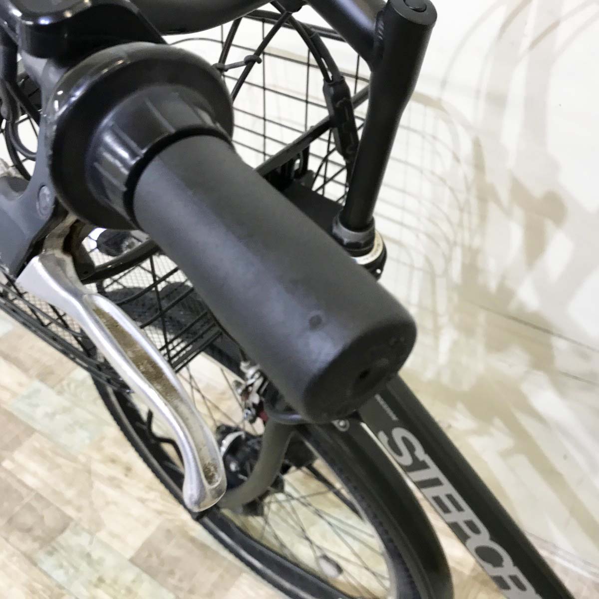 ブリヂストン ステップクルーズe（デュアルドライブ） カーキ 26インチ KI110 【中古車】