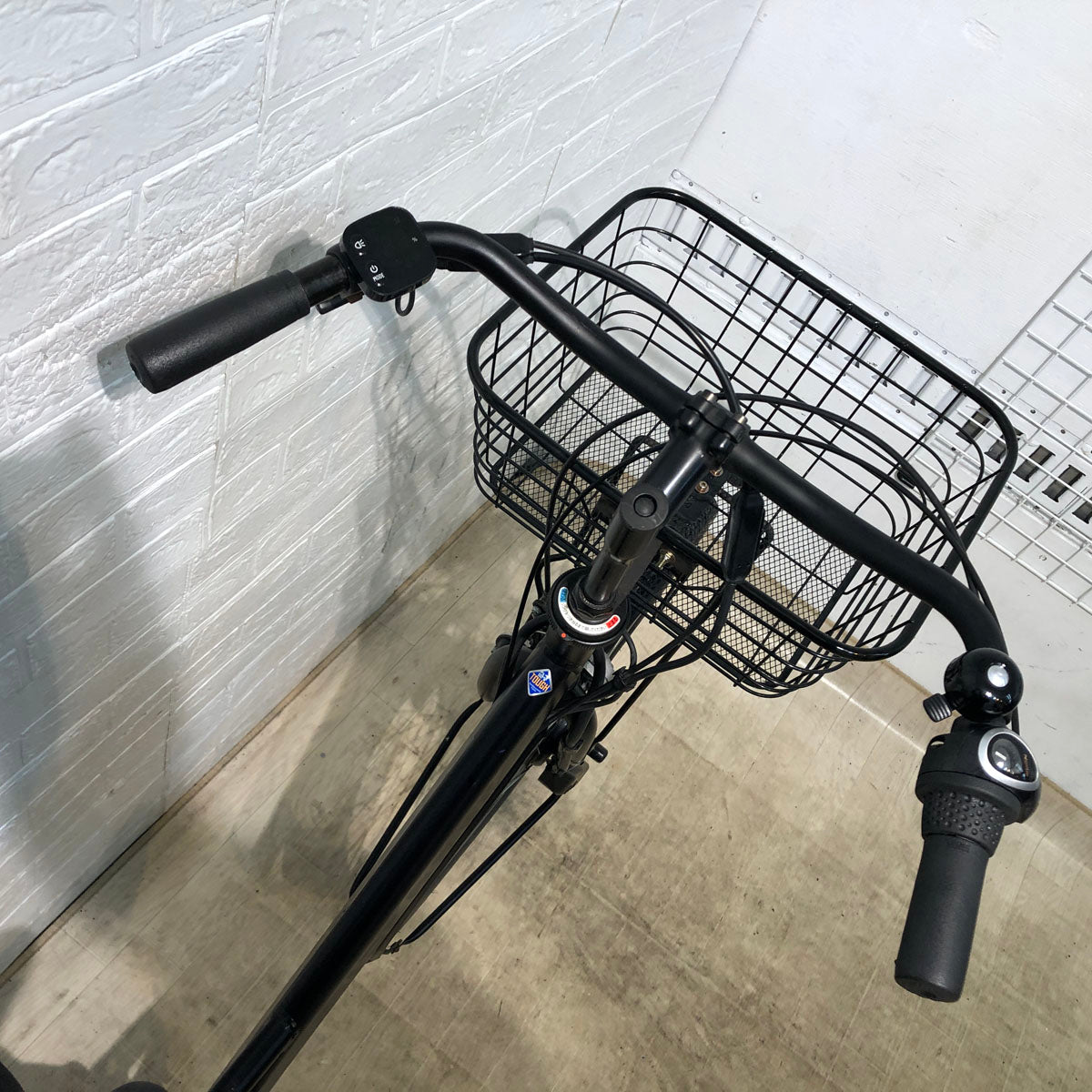 ブリヂストン ステップクルーズ e ブラック 26インチ YX136 【中古車】