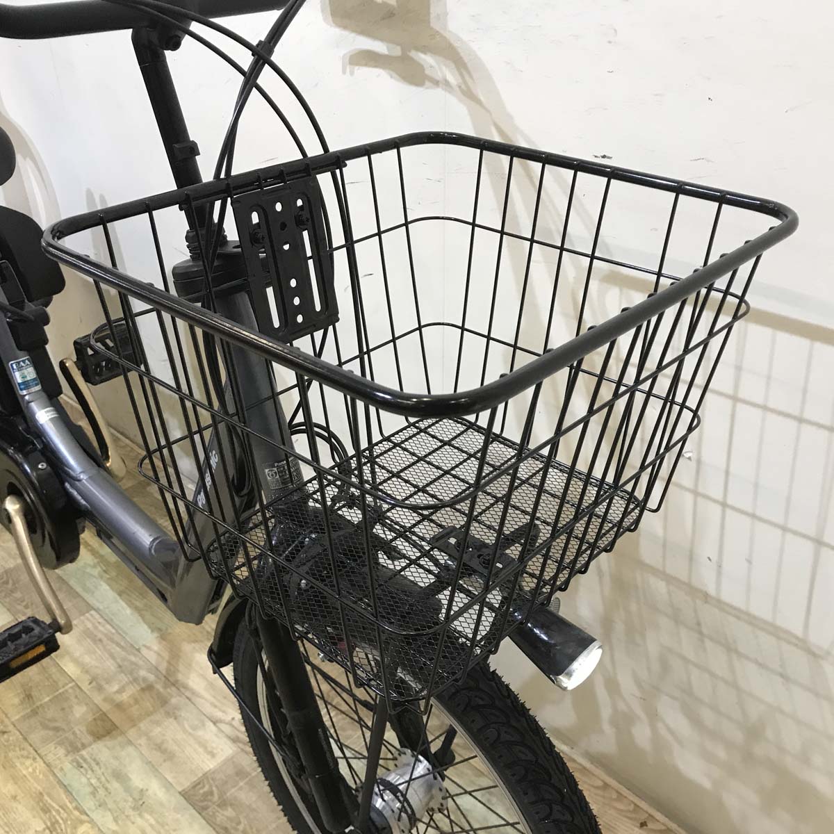 パナソニック ギュット アニーズ グレー 20インチ KE062【中古車】