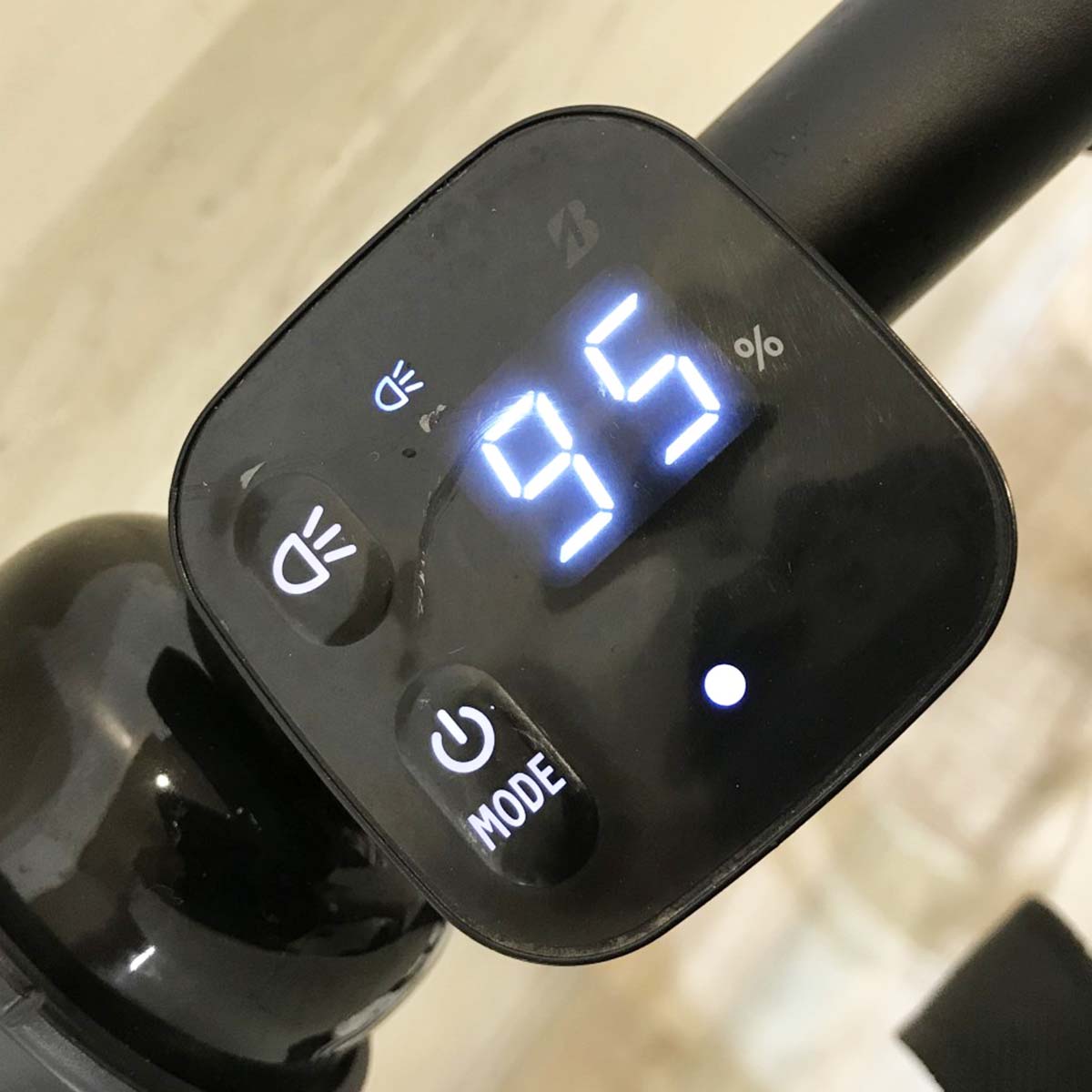 中古電動自転車 ブリヂストン ビッケモブdd  ホワイト 24×20インチ KI112