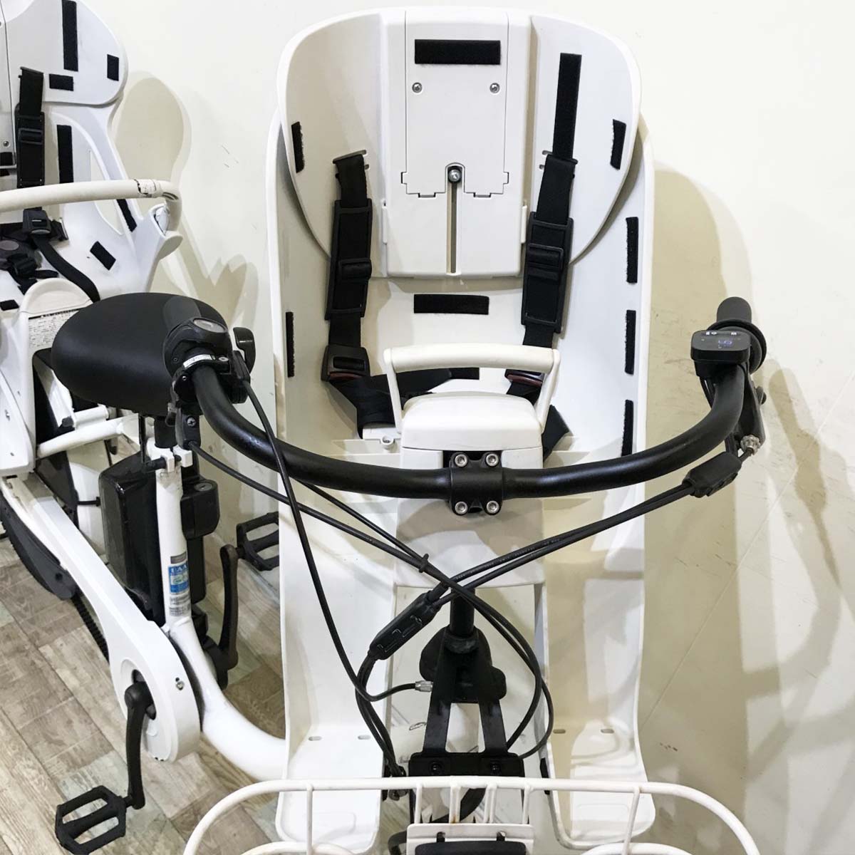 中古電動自転車 ブリヂストン ビッケモブdd  ホワイト 24×20インチ KI112