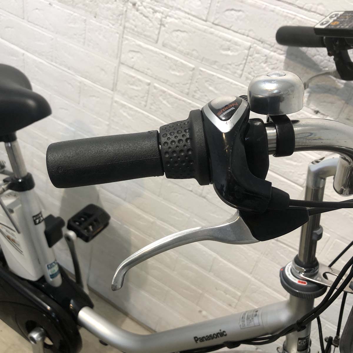 中古電動自転車 パナソニック ビビ TX シルバー 26インチ YF056