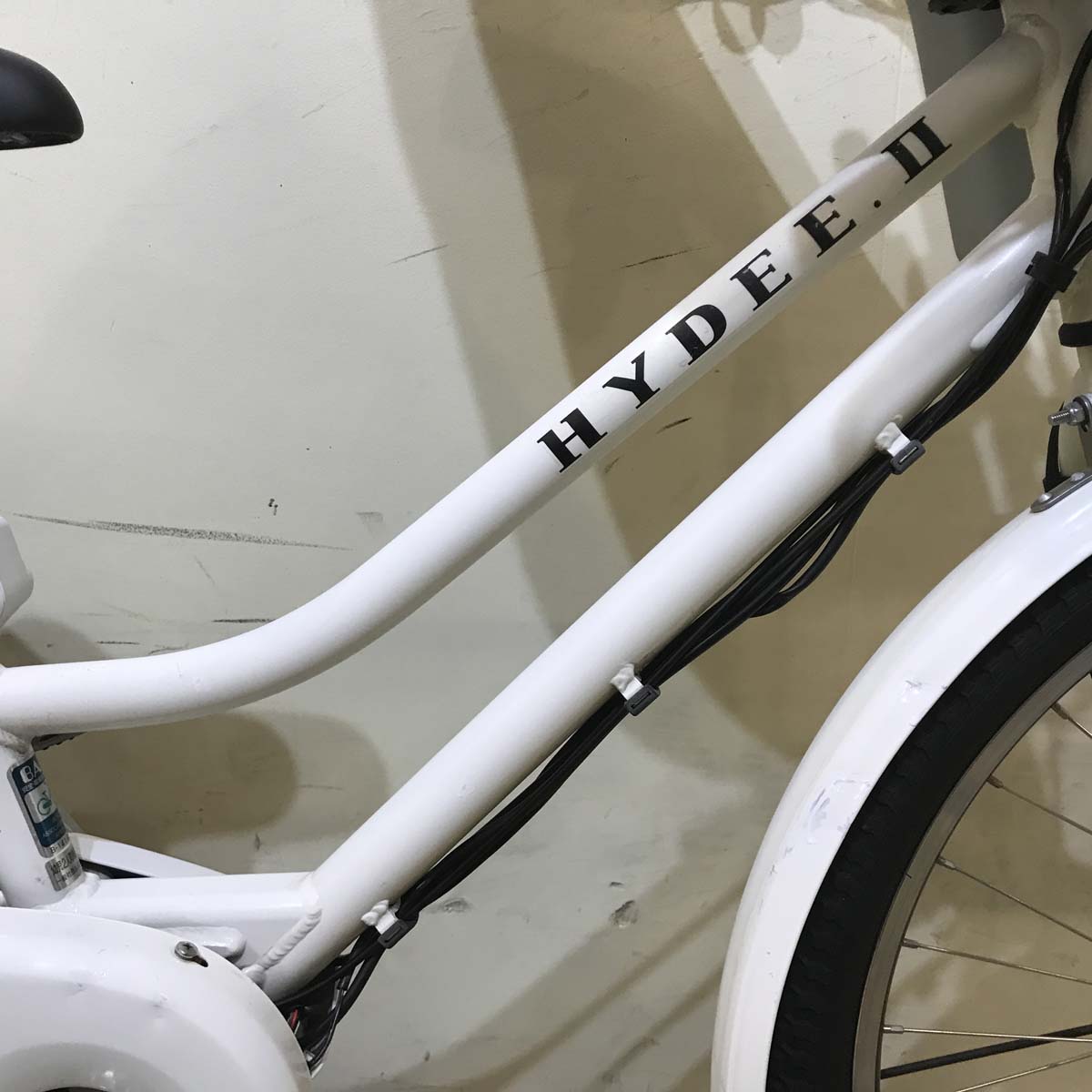 ブリヂストン HYDEE 2 ハイディ ツー ホワイト 26インチ KE063 【中古車】