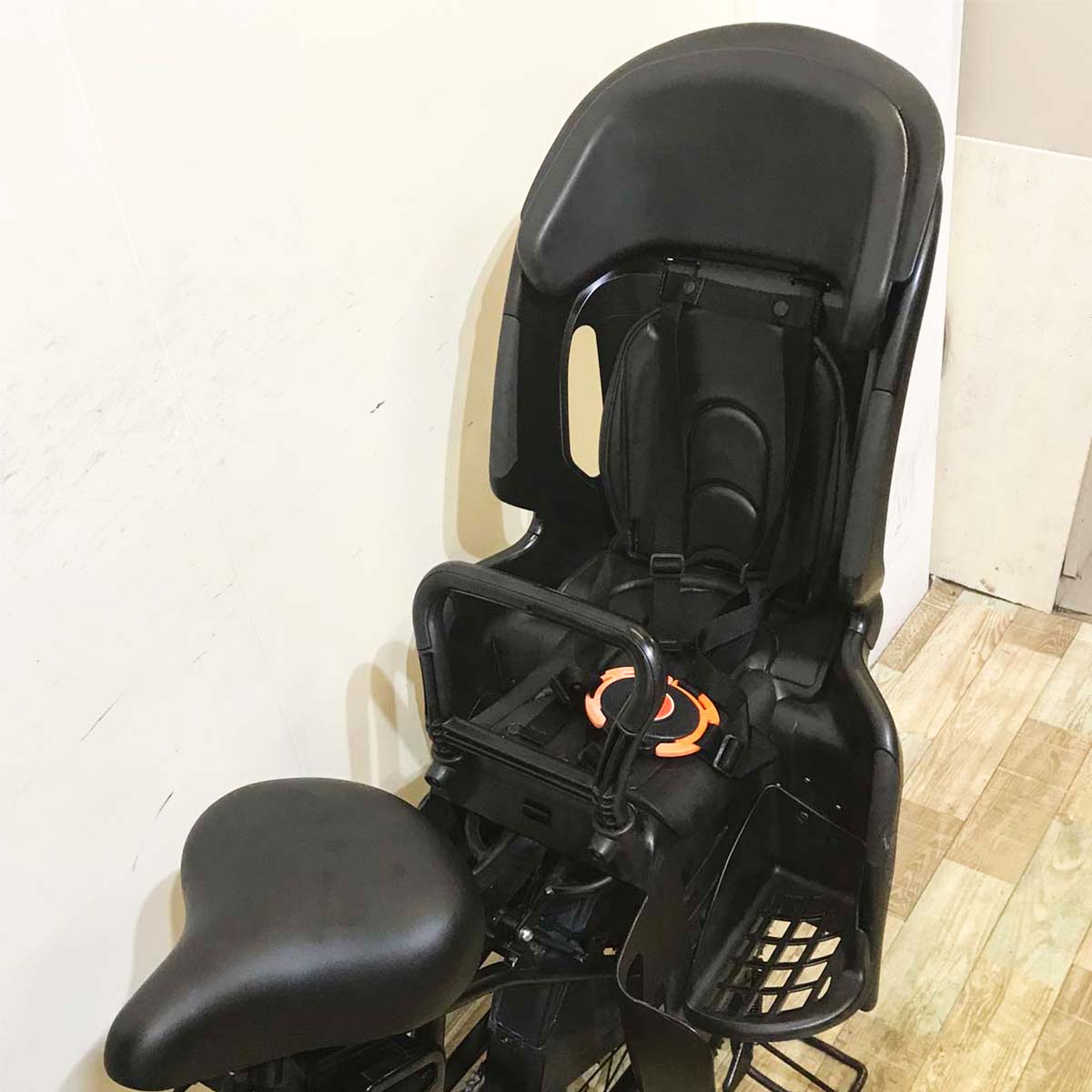 パナソニック ギュット アニーズ ブラック 20インチ KE066【中古車】