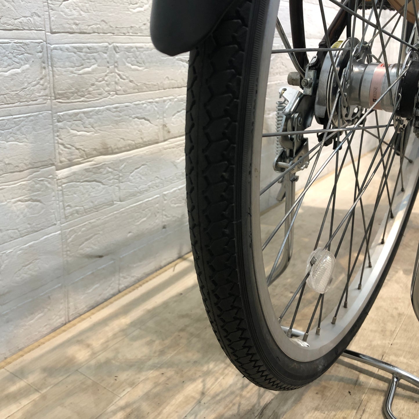 ブリヂストン アシスタ ファイン ブラウン 24インチ YO015 【中古車】