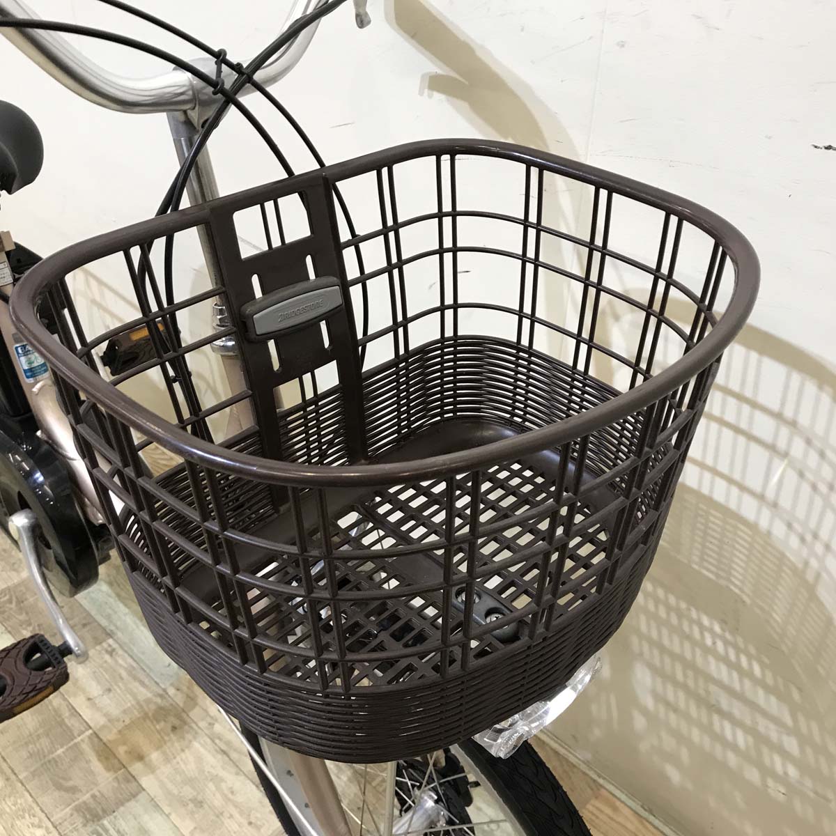 ブリヂストン アシスタ ユニ プレミア ゴールド 20インチ KU127【中古車】