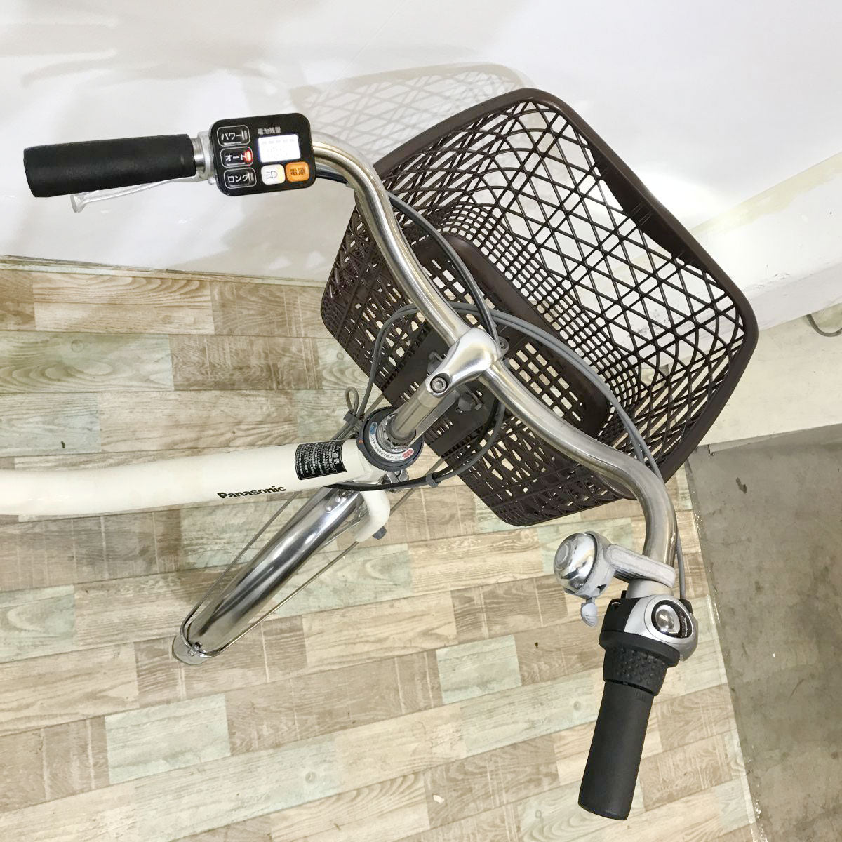 パナソニック ビビ ライトU ホワイト 24インチ KJ008 【中古車】