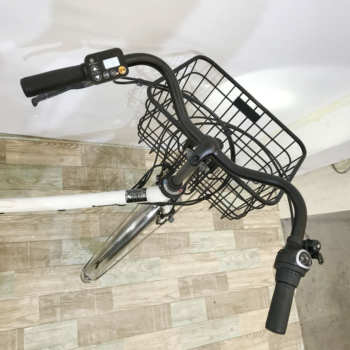 パナソニック グリッターA ホワイト 26インチ KJ009 【中古車】