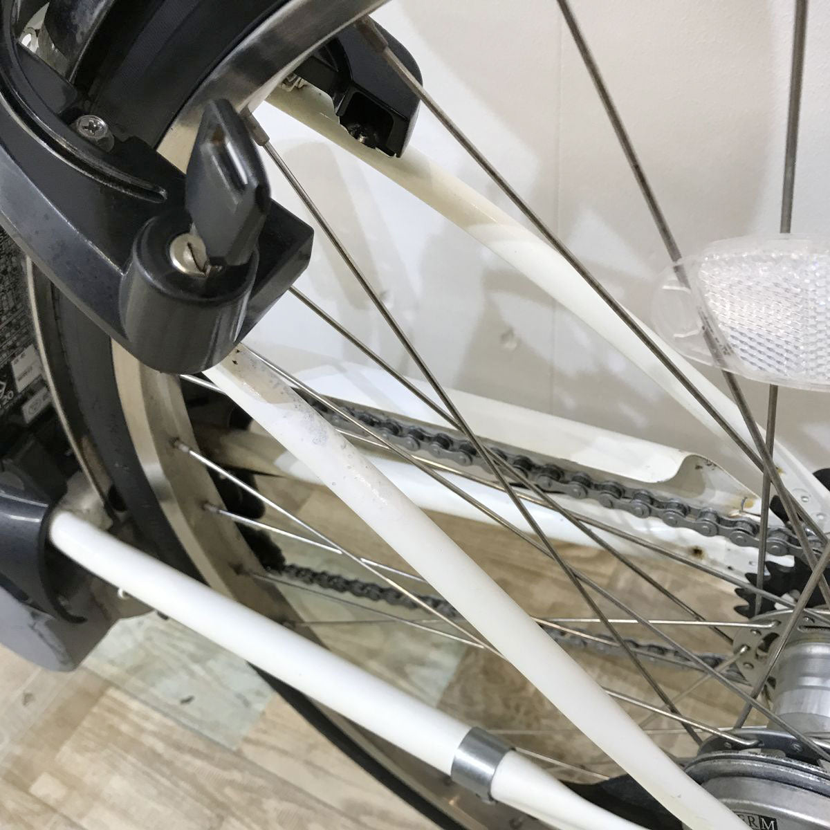 パナソニック グリッターA ホワイト 26インチ KJ009 【中古車】