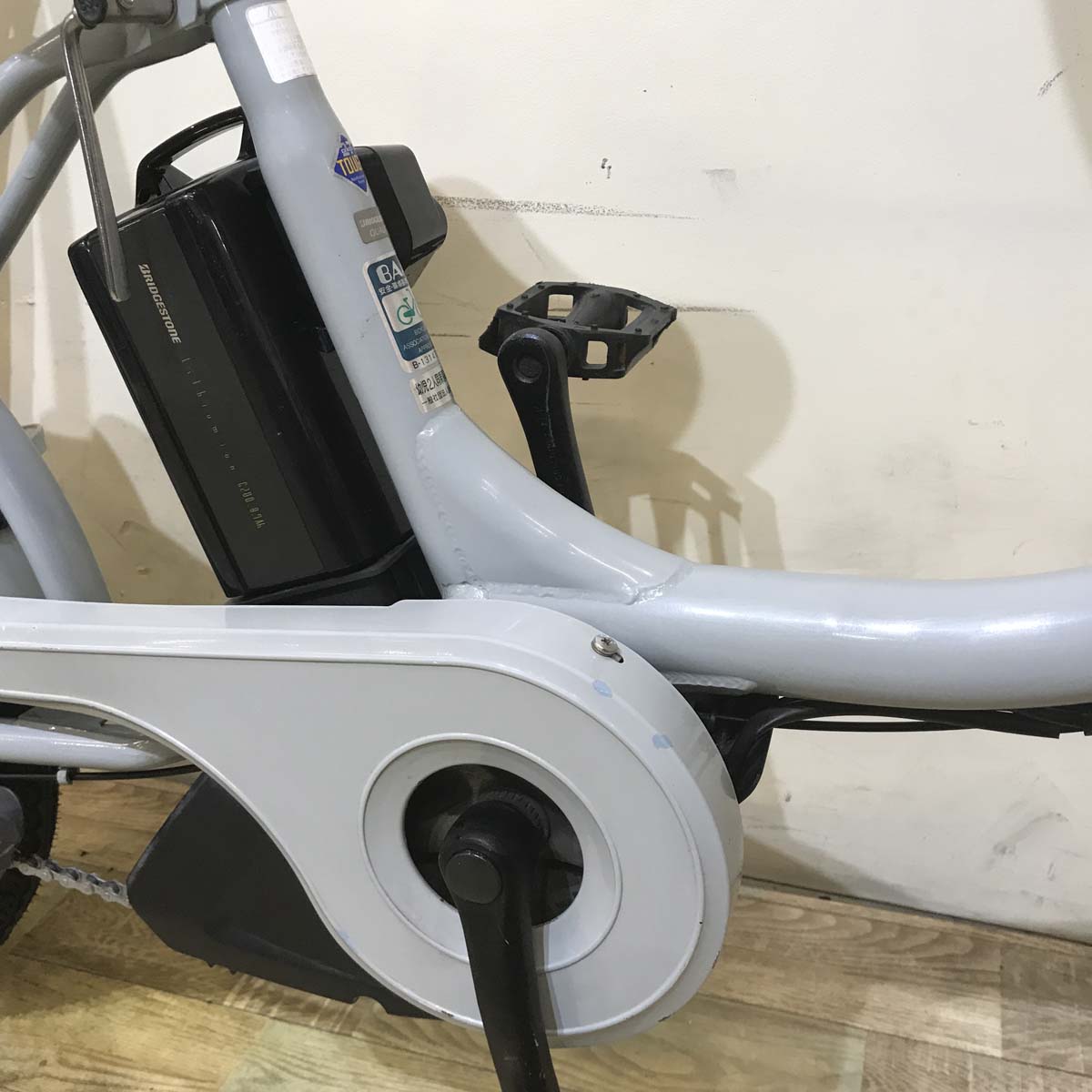 ブリヂストン bikke 2 e ビッケ ツー イー グレー 20インチ KE078【中古車】