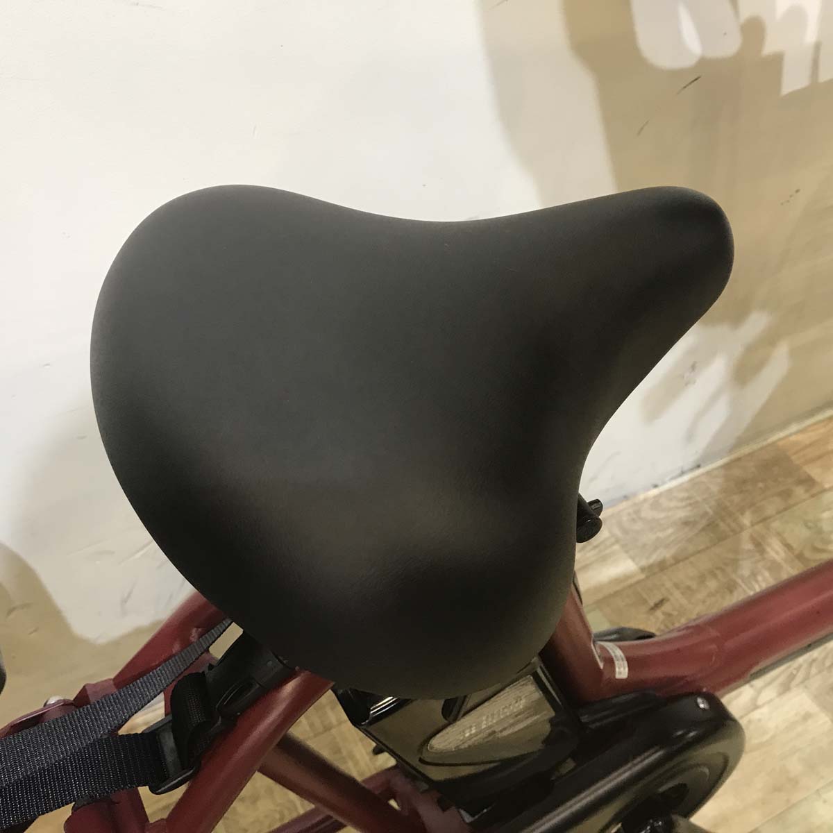 パナソニック ギュット アニーズ レッド 20インチ KE080【中古車】