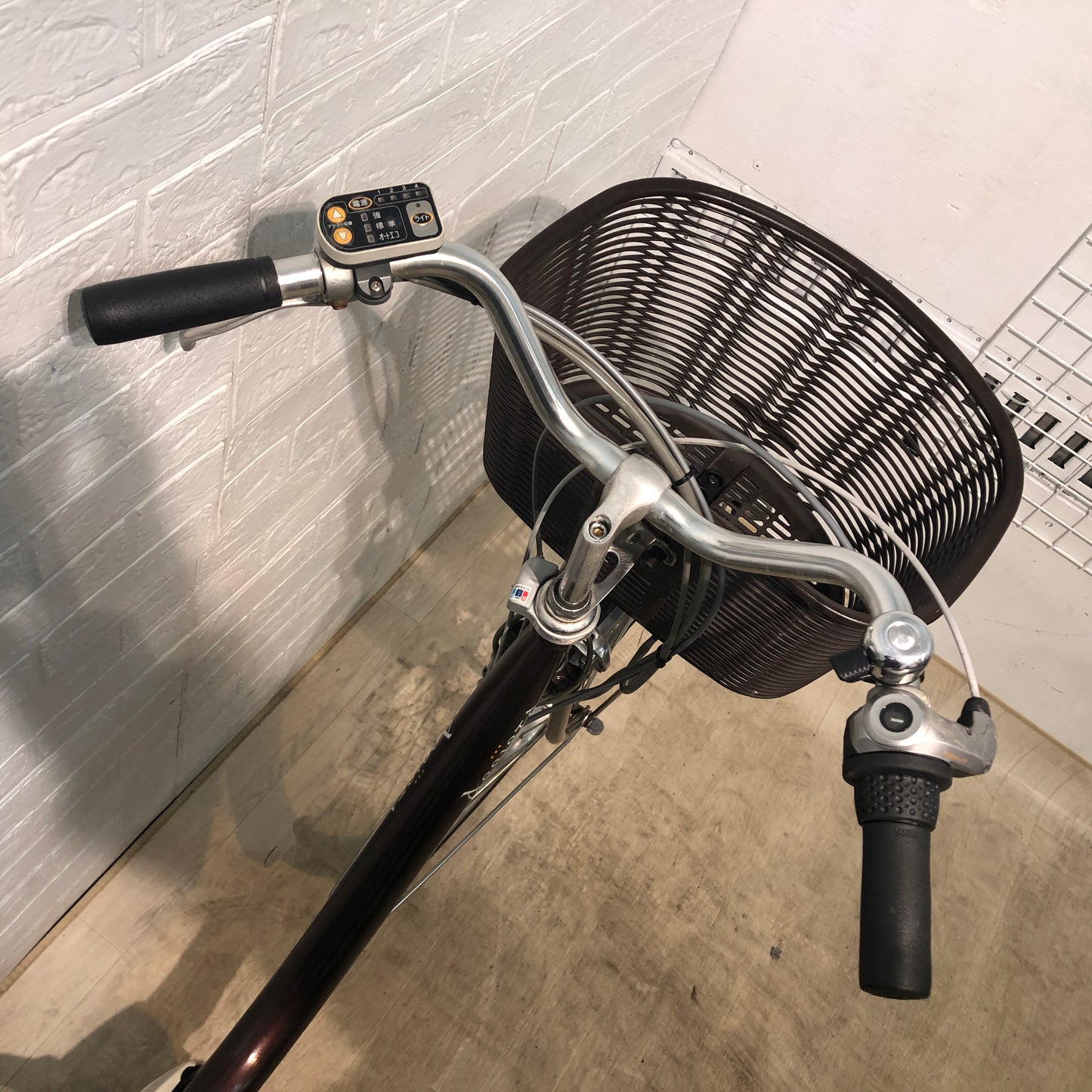 ブリヂストン アシスタ ブラウン 26インチ YO025【中古車】