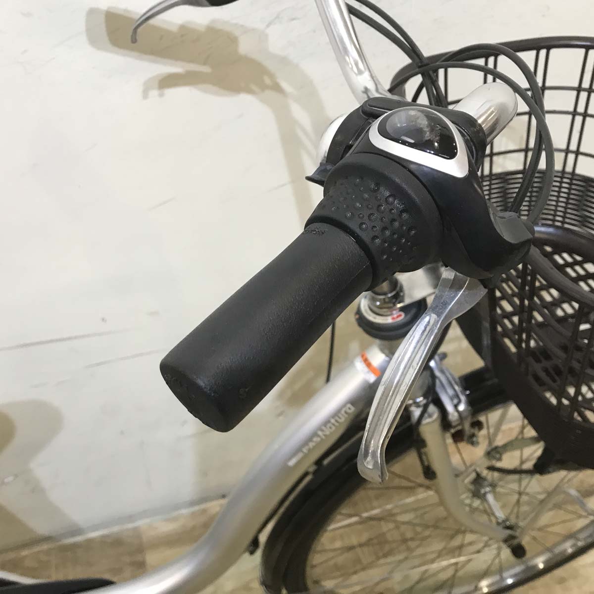 中古電動自転車 ヤマハ PAS ナチュラ T シルバー 26インチ KE081 