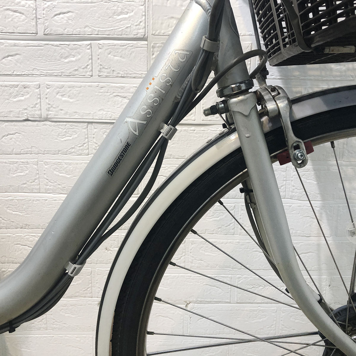 中古電動自転車 ブリヂストン アシスタ シルバー 26インチ YF073
