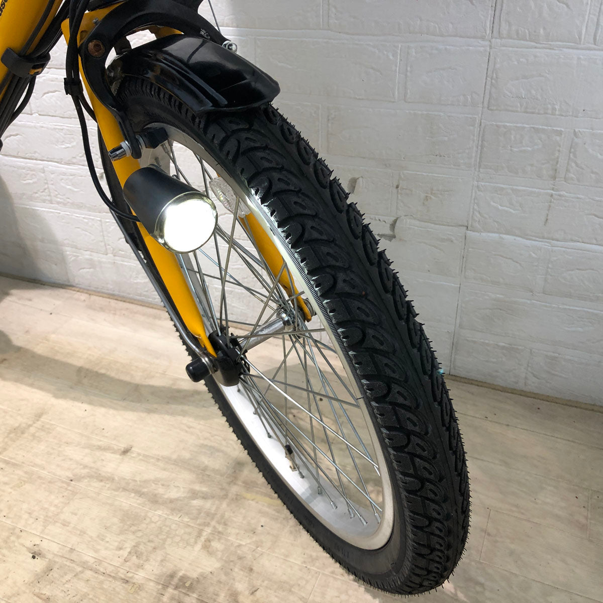 新品バッテリー パナソニック ギュット ミニ DX  イエロー 20インチ YA019【中古車】