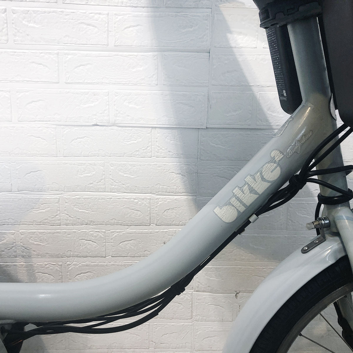 中古電動自転車 ブリヂストン bikke 2 e ビッケ ツー イー グレー 20インチ YF078