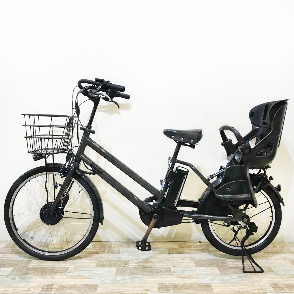 ブリヂストン bikke GRI ビッケ グリ グレー 前24×後20インチ KQ055 【中古車】