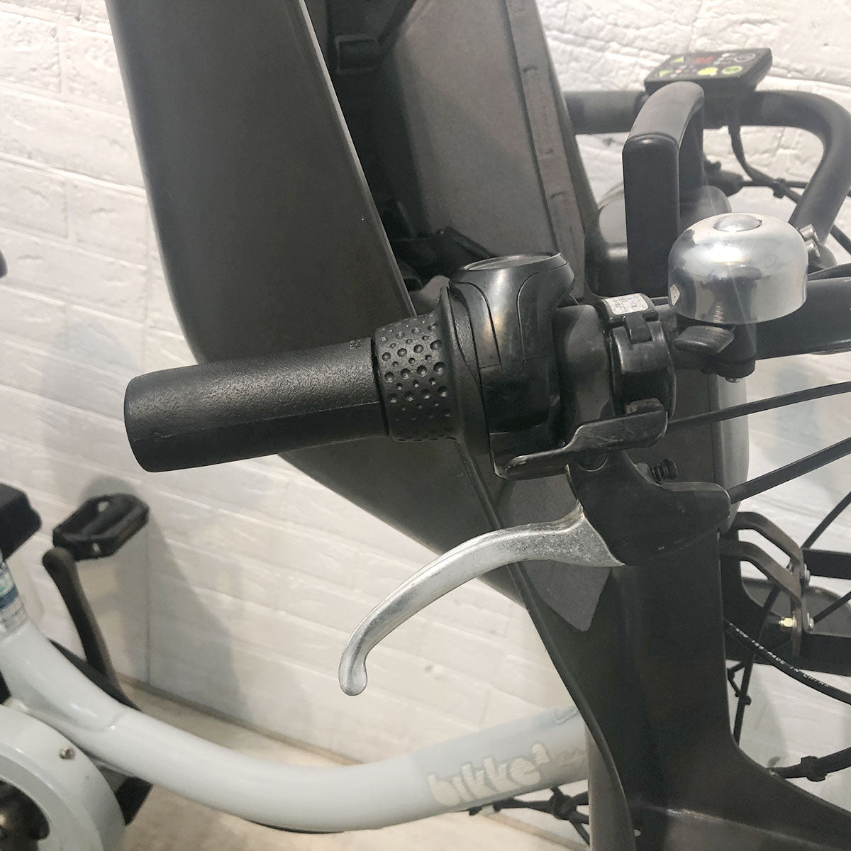 中古電動自転車 ブリヂストン bikke 2 e ビッケ ツー イー グレー 20インチ YF078