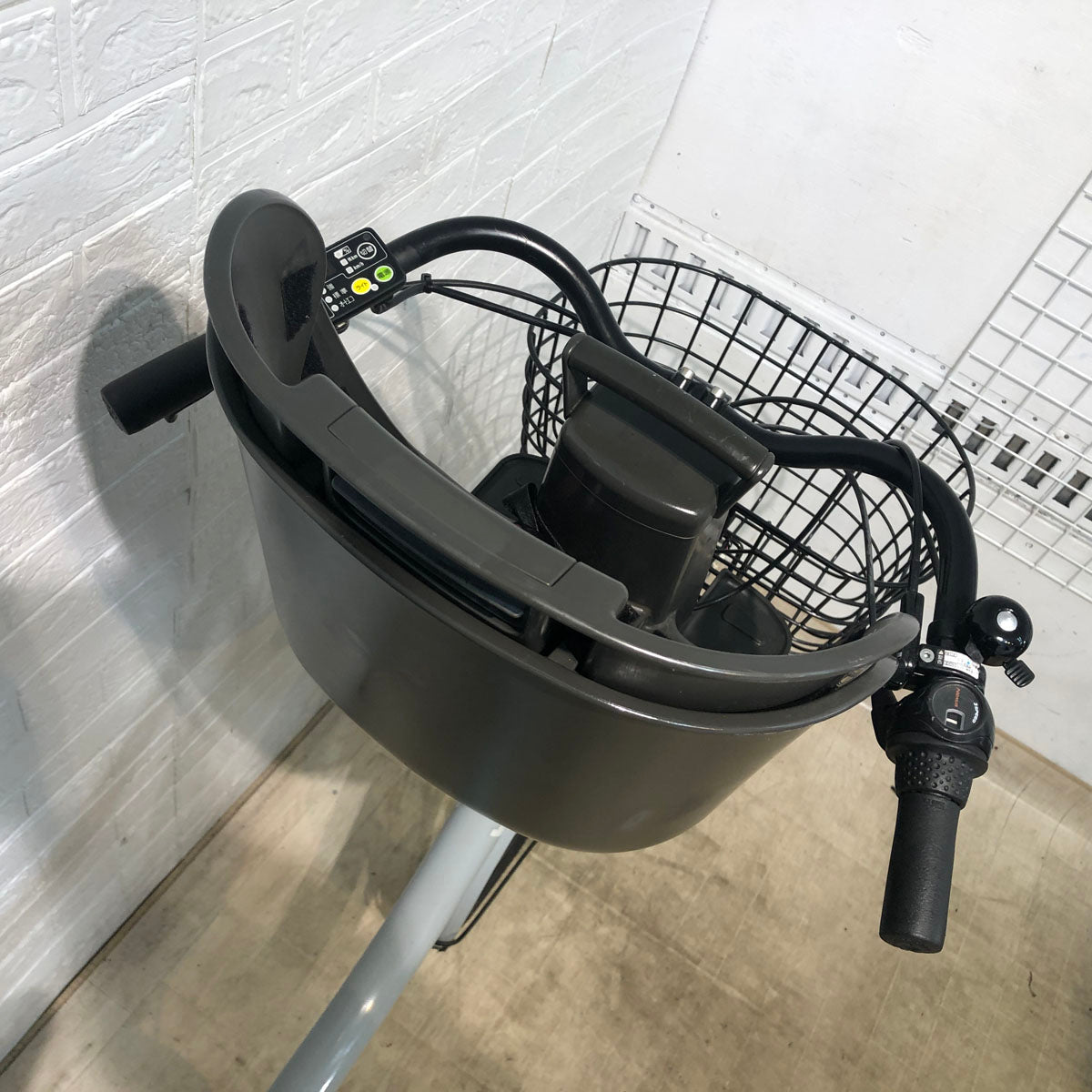 ブリヂストン bikke MOB e ビッケ モブ イー グレー 20インチ YA024 【中古車】