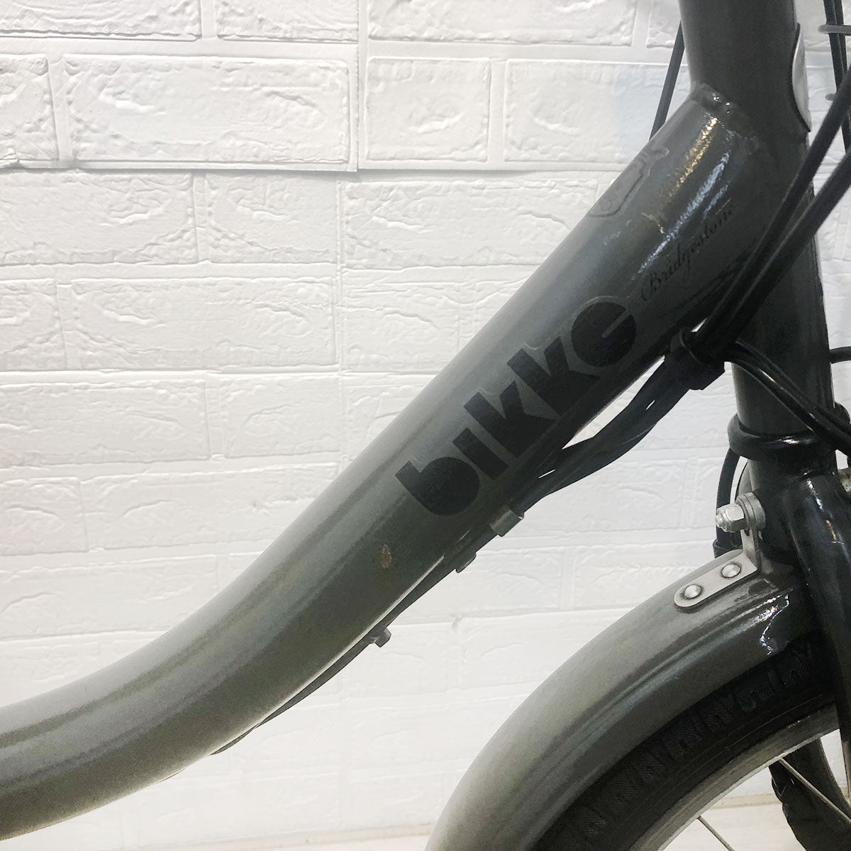 ブリヂストン bikke MOB e ビッケ モブ イー グレー 20インチ YF079 【中古車】