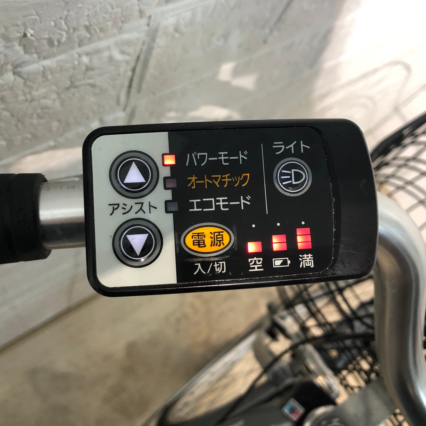 ブリヂストン アシスタ ベーシック シルバー 24インチ YO035  【中古車】