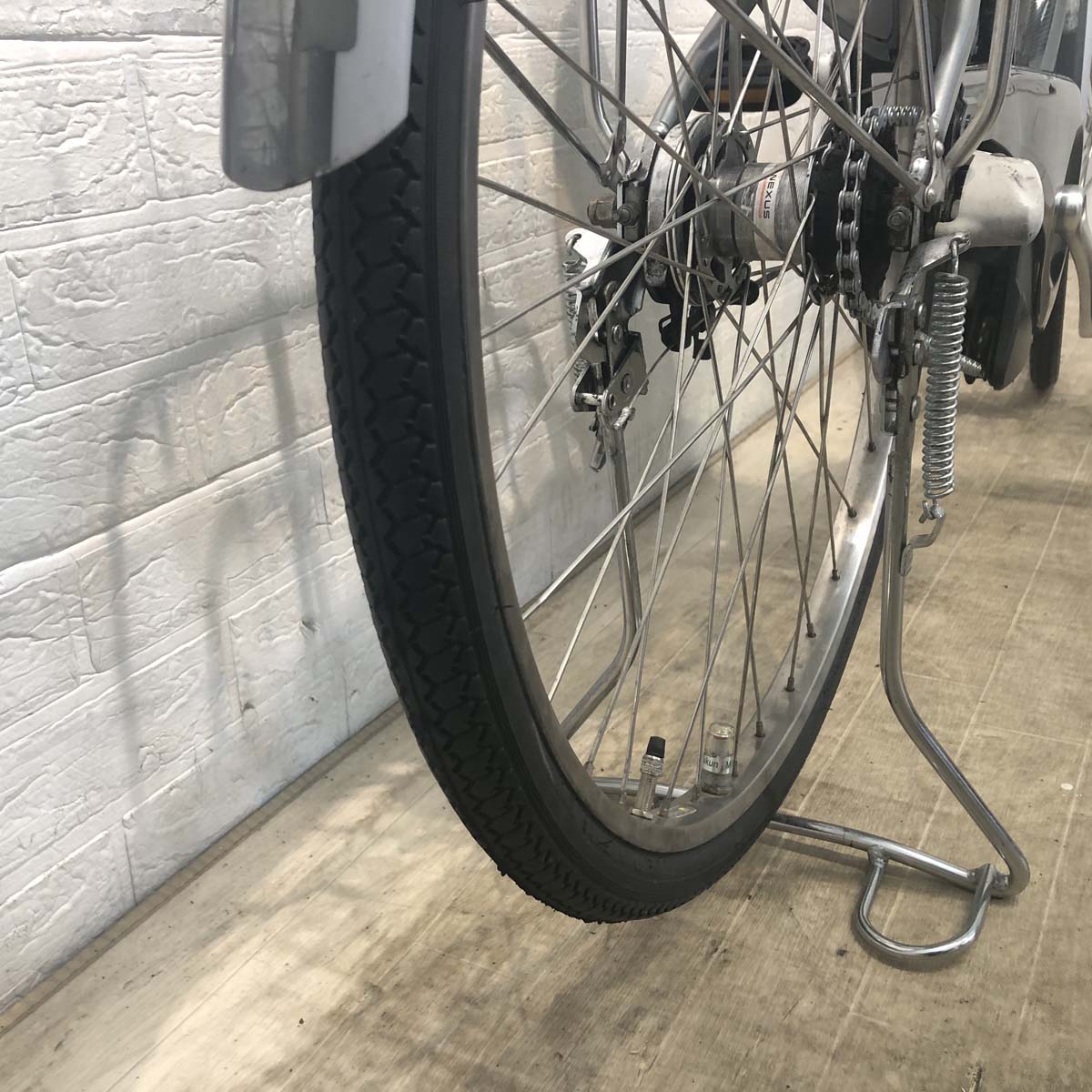 中古電動自転車 ブリヂストン アシスタ DX シルバー 26インチ YF090