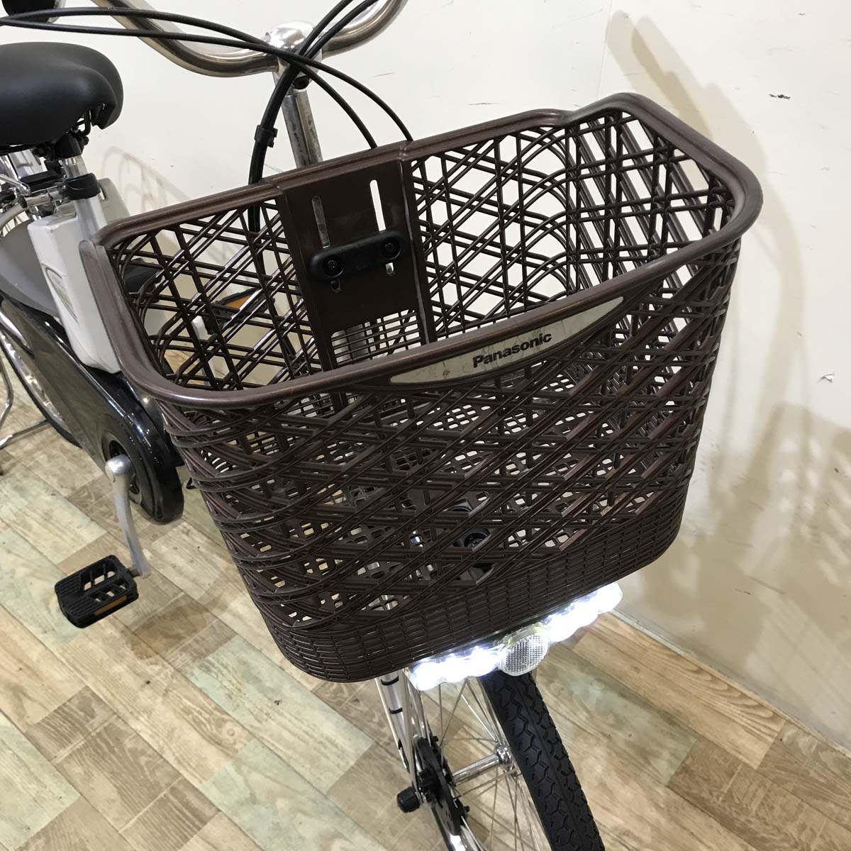 パナソニック ビビ DX シルバー 24インチ KV005【中古車】